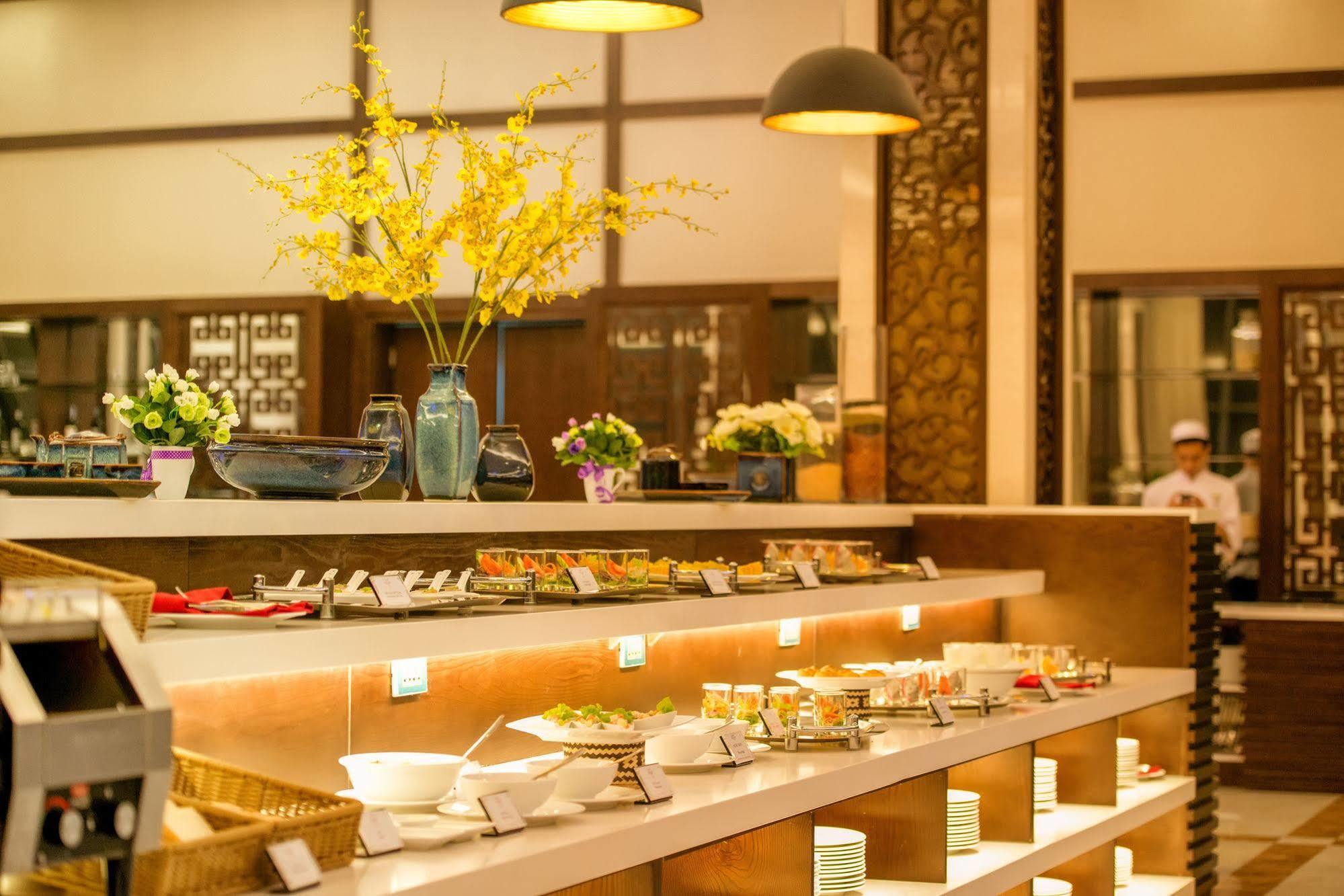 Muong Thanh Grand Bac Giang Hotel Exteriör bild